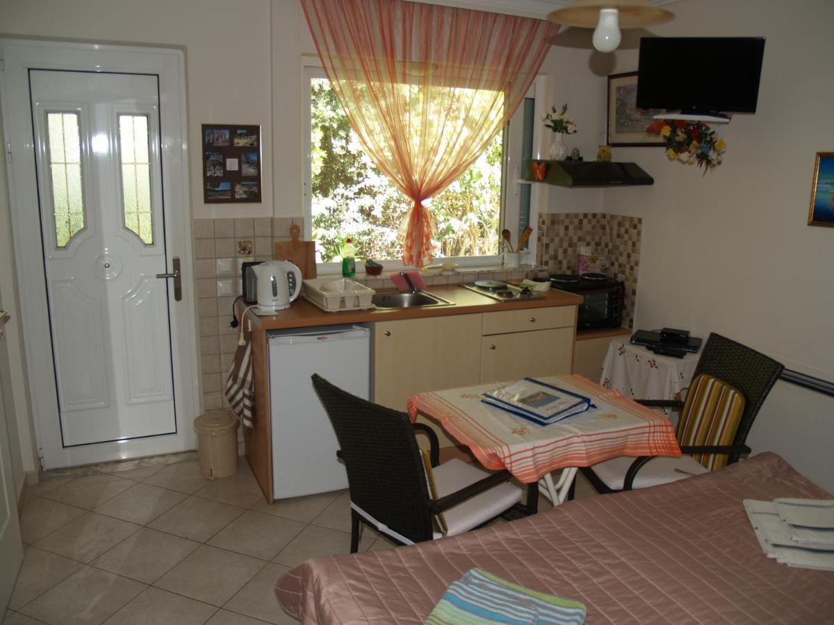 Villa Verde Apart-Hotel Néa Mákri Exteriér fotografie